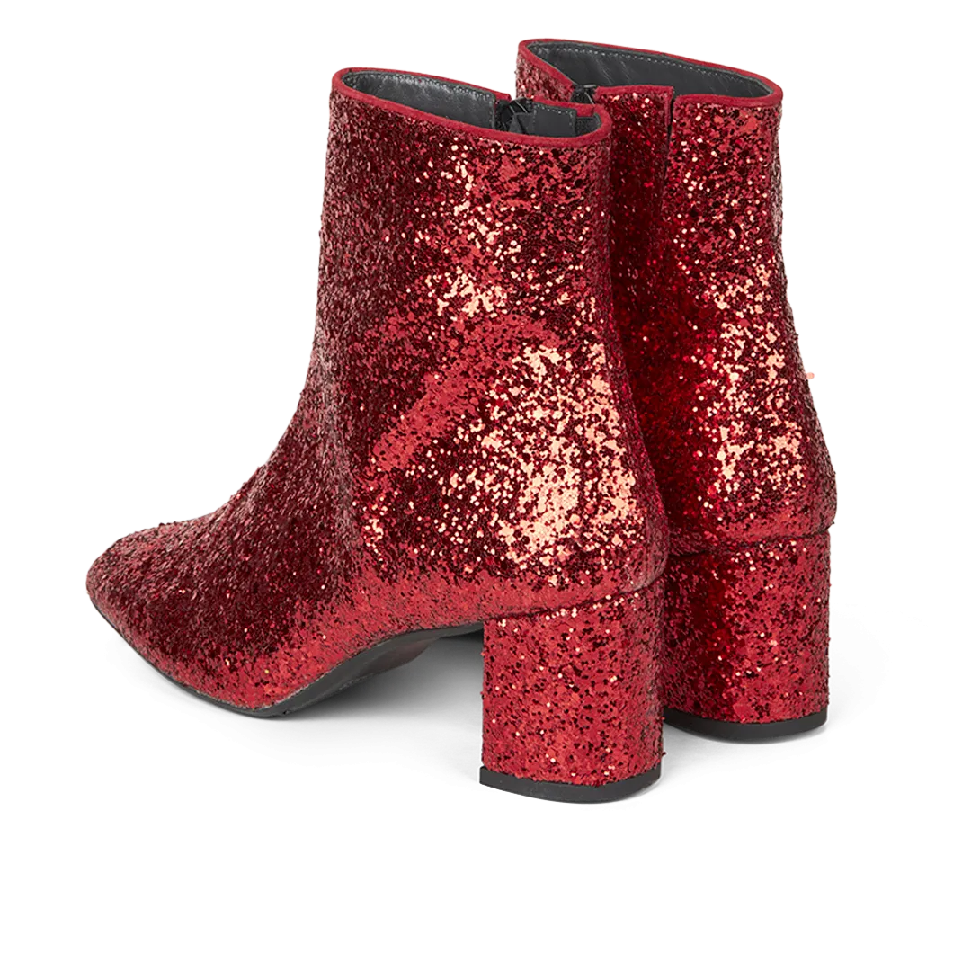 Sparkling glitter boot