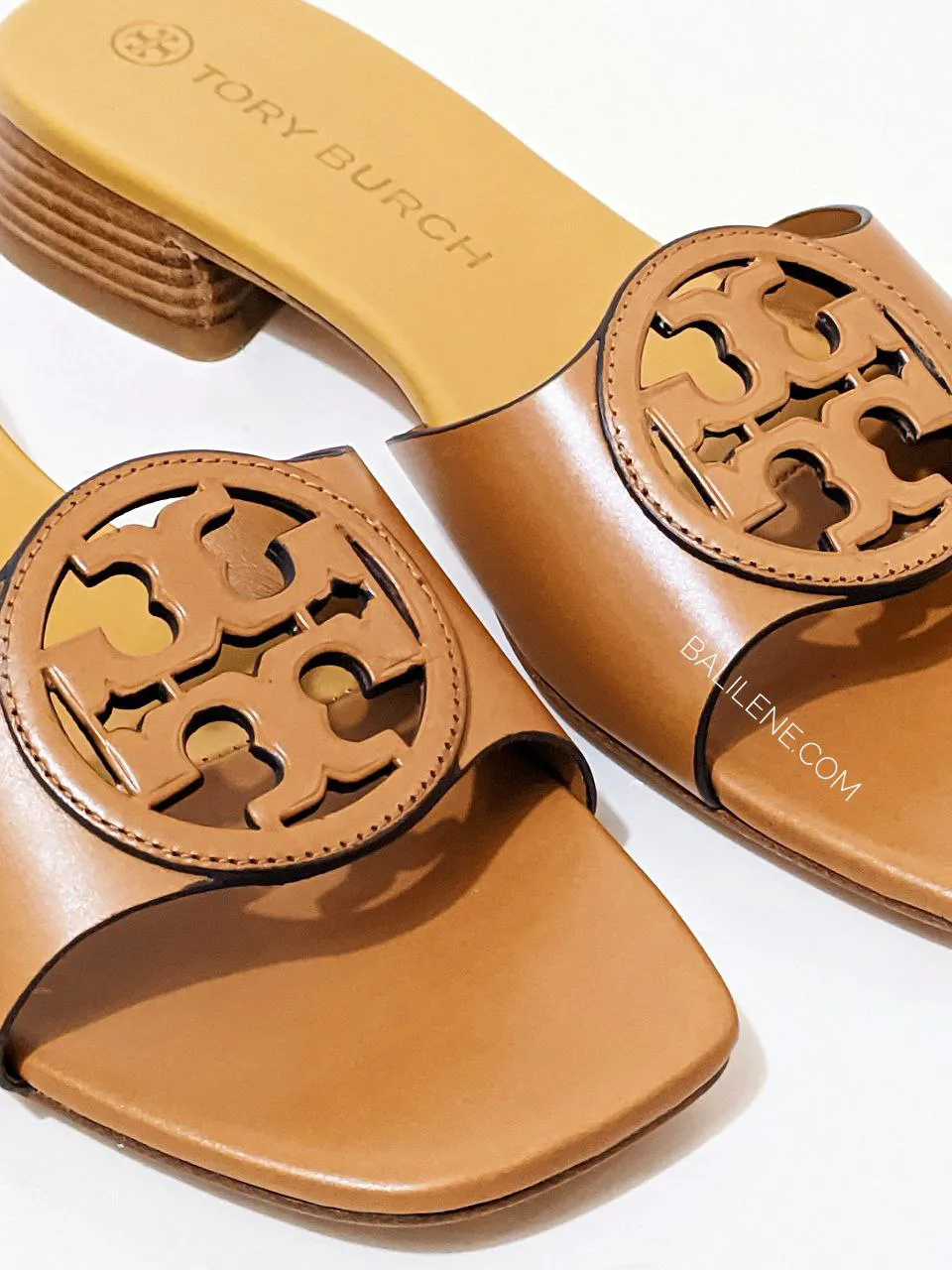 Tory Burch Bombe Miller Slide Calf Leather Caramel Corn/Hornet
